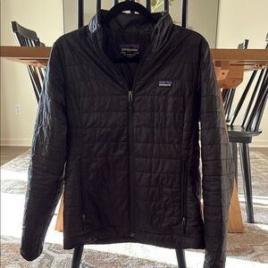 Patagonia Black light weight Puffer Jacket